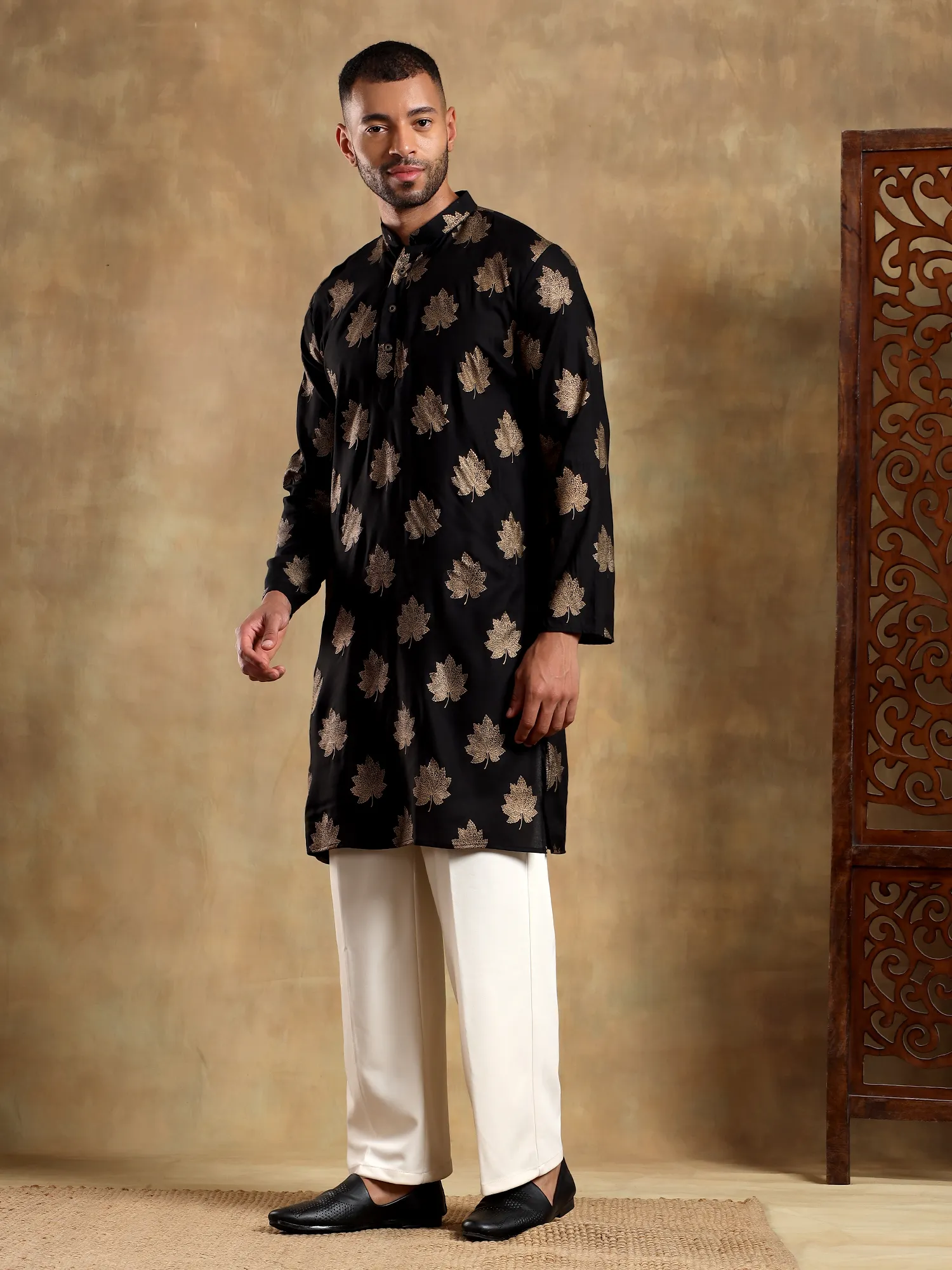 Black gold Leaf Long Kurta - Image 5