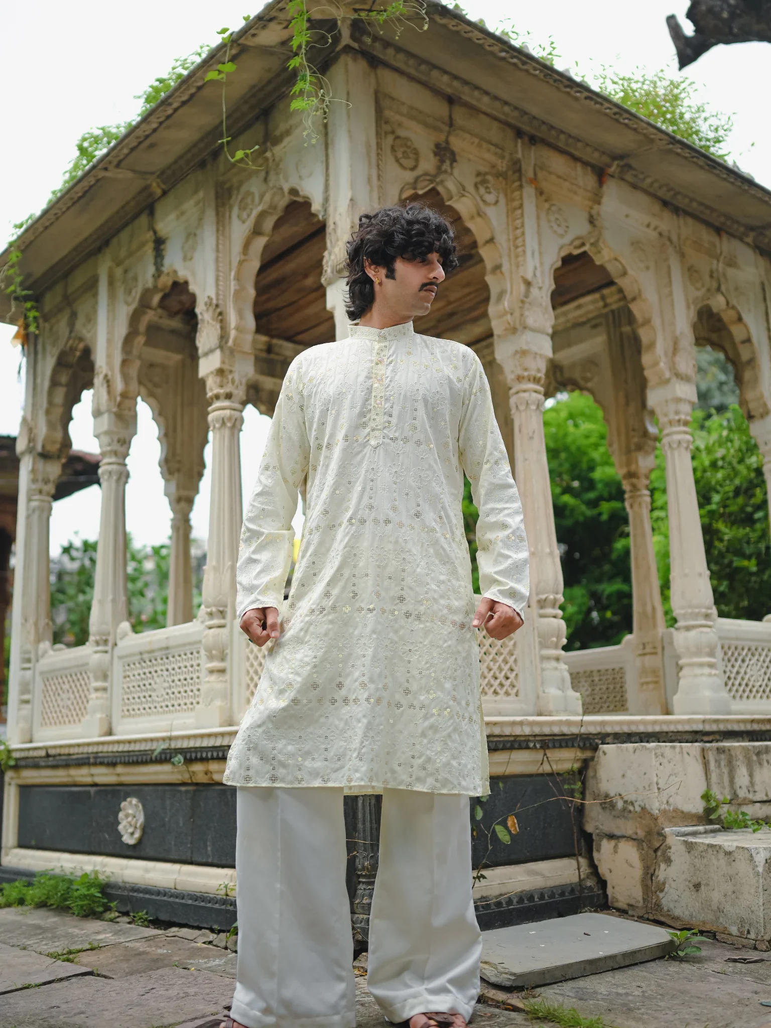 Cream Thread And Mirror Work Long Kurta - Image 3