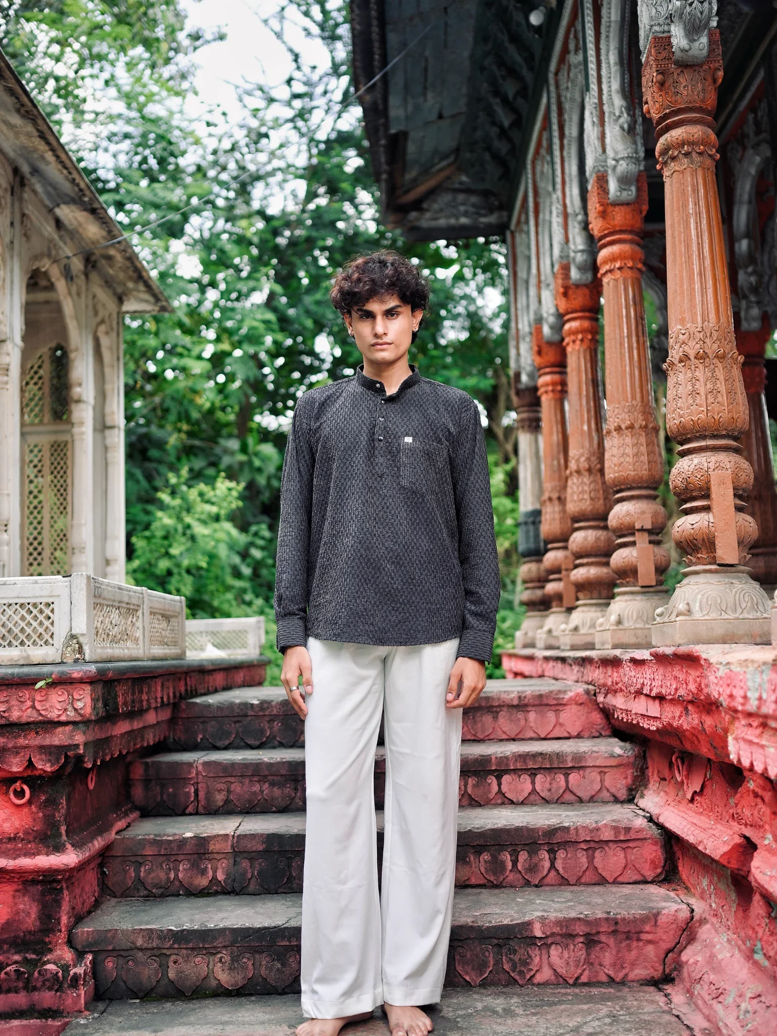 Grey Texture Weave Short Kurta - Image 2