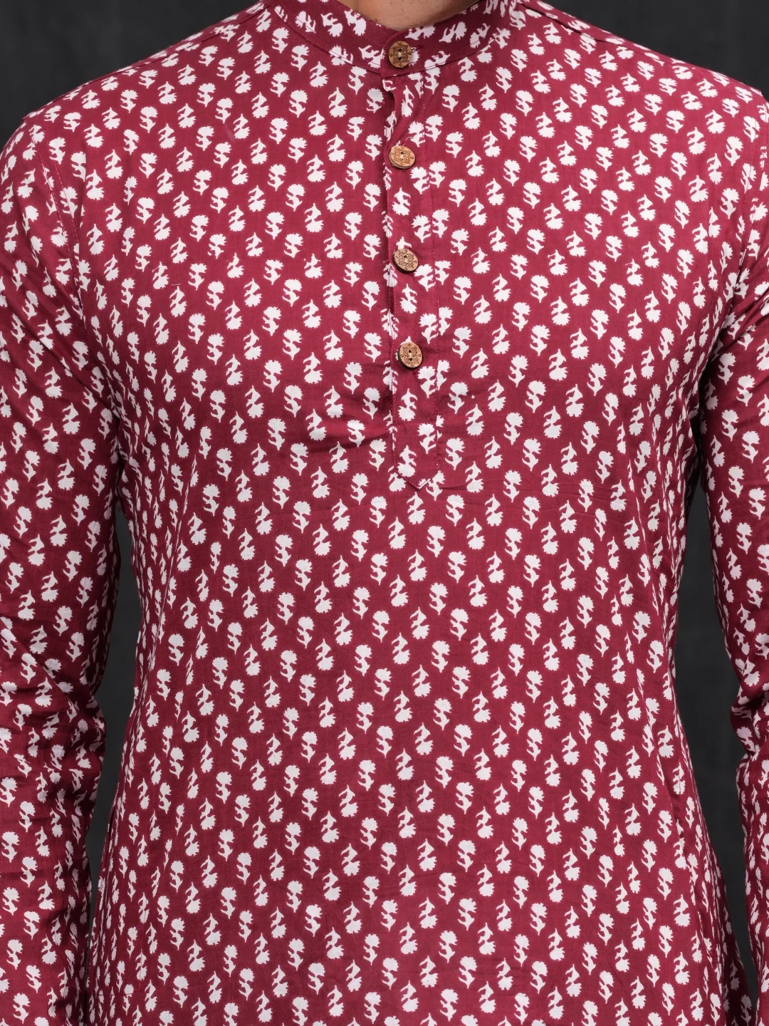 Maroon Flower Printed Cotton Kurta & Pyjama Set - Image 3