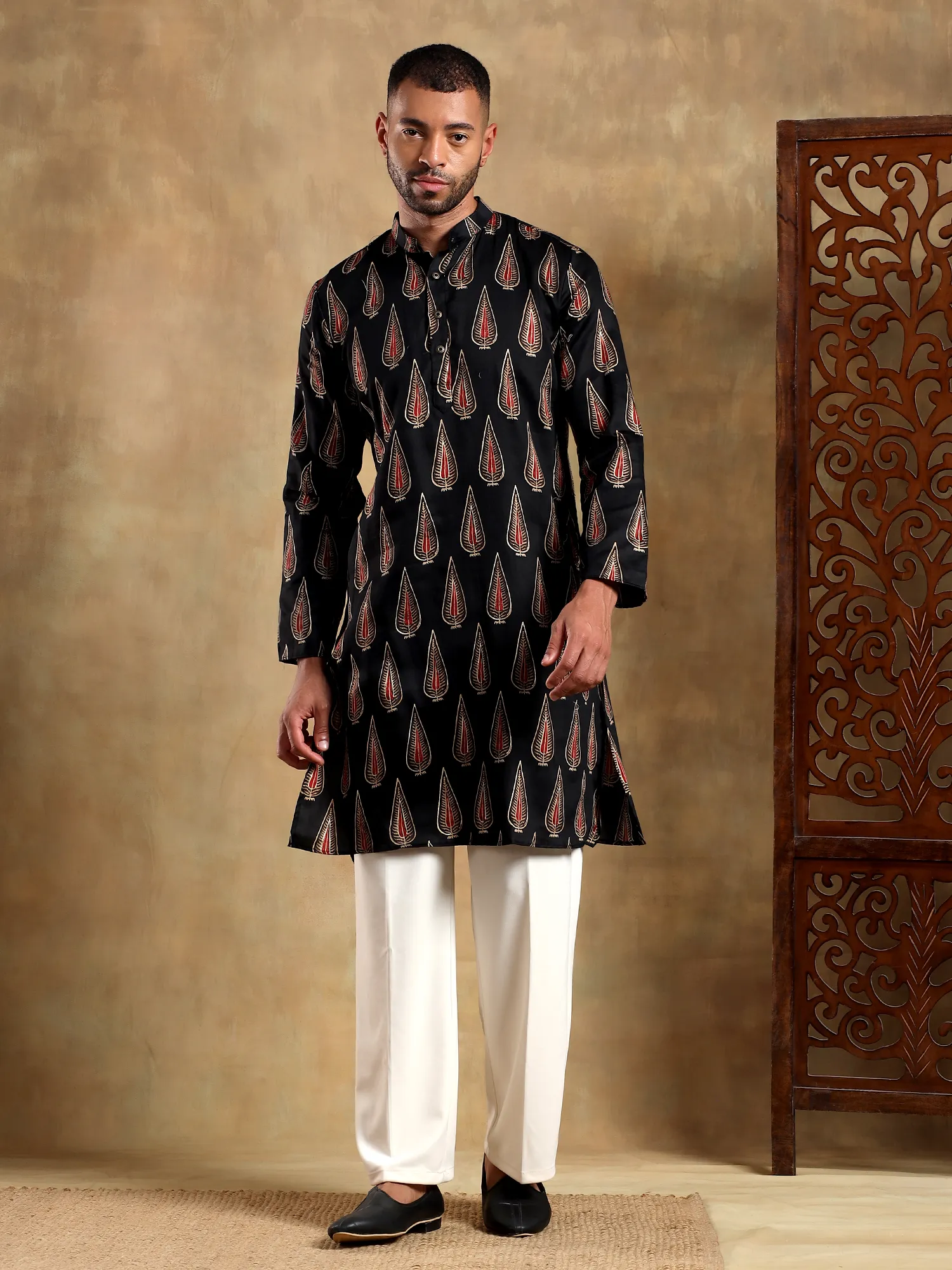 Mystic Leaf Printed Long Kurta - Image 4