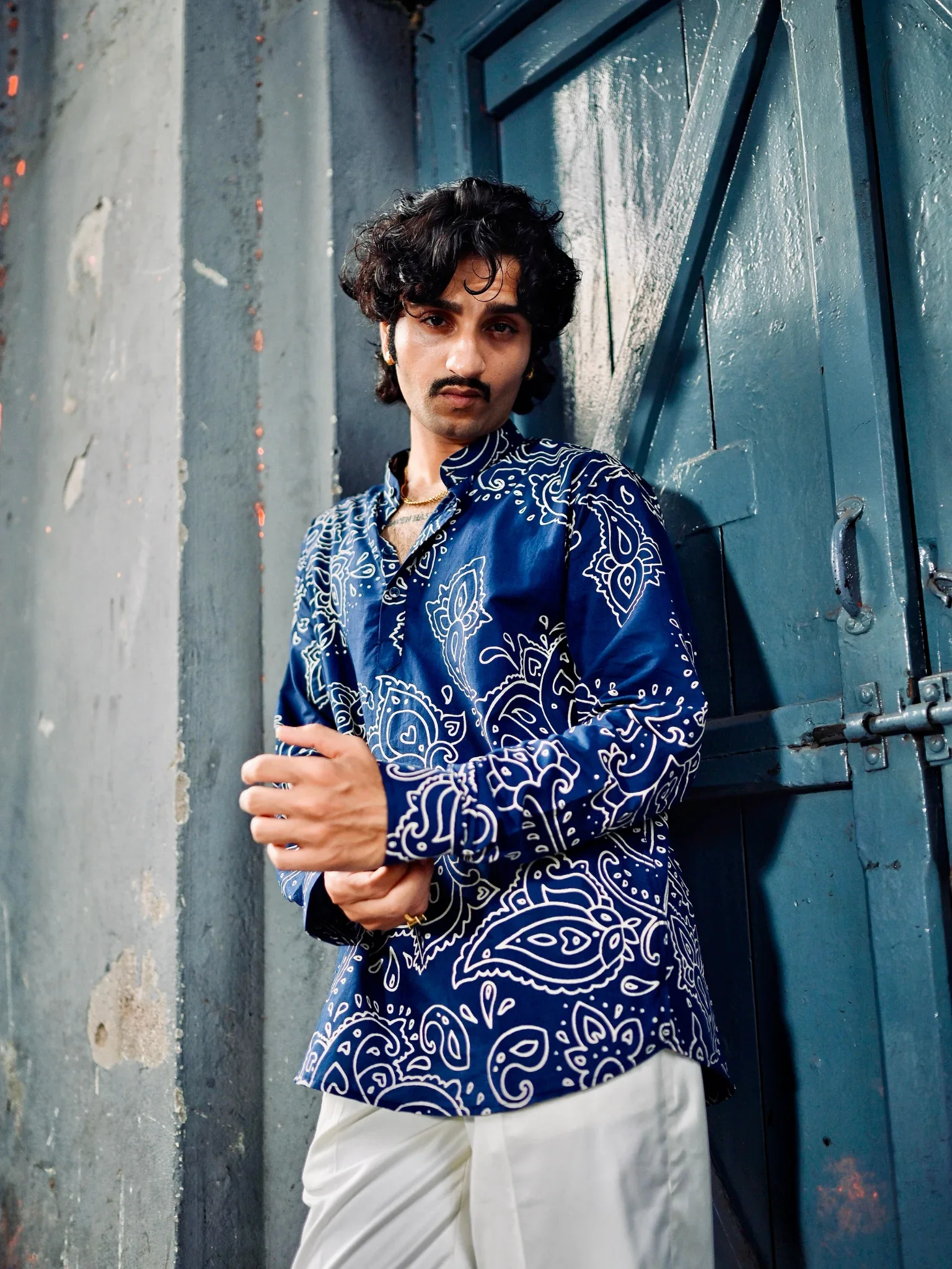 Navy Blue Paislex short kurta - Image 4