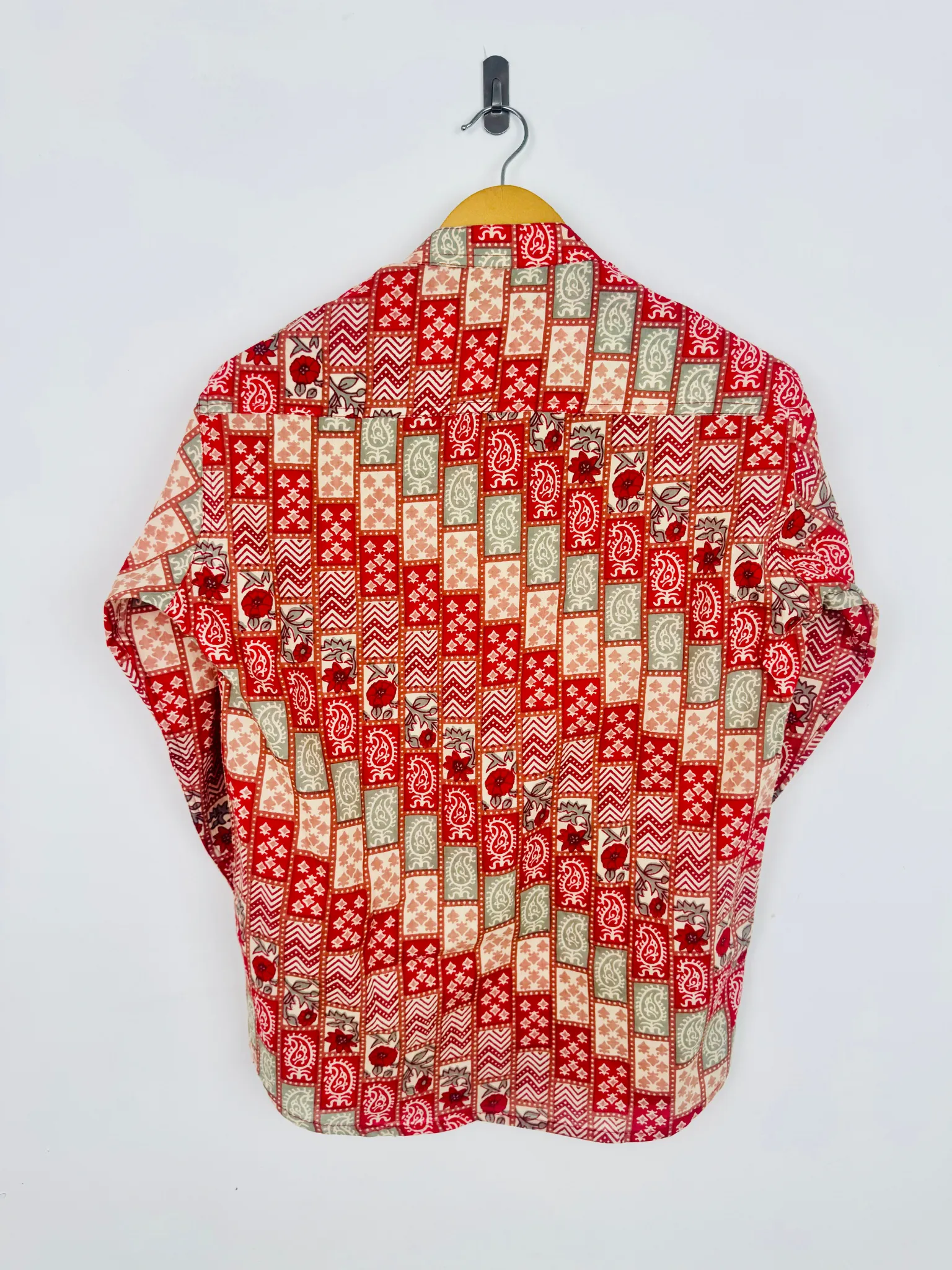 Red spades Printed short kurta - Image 3