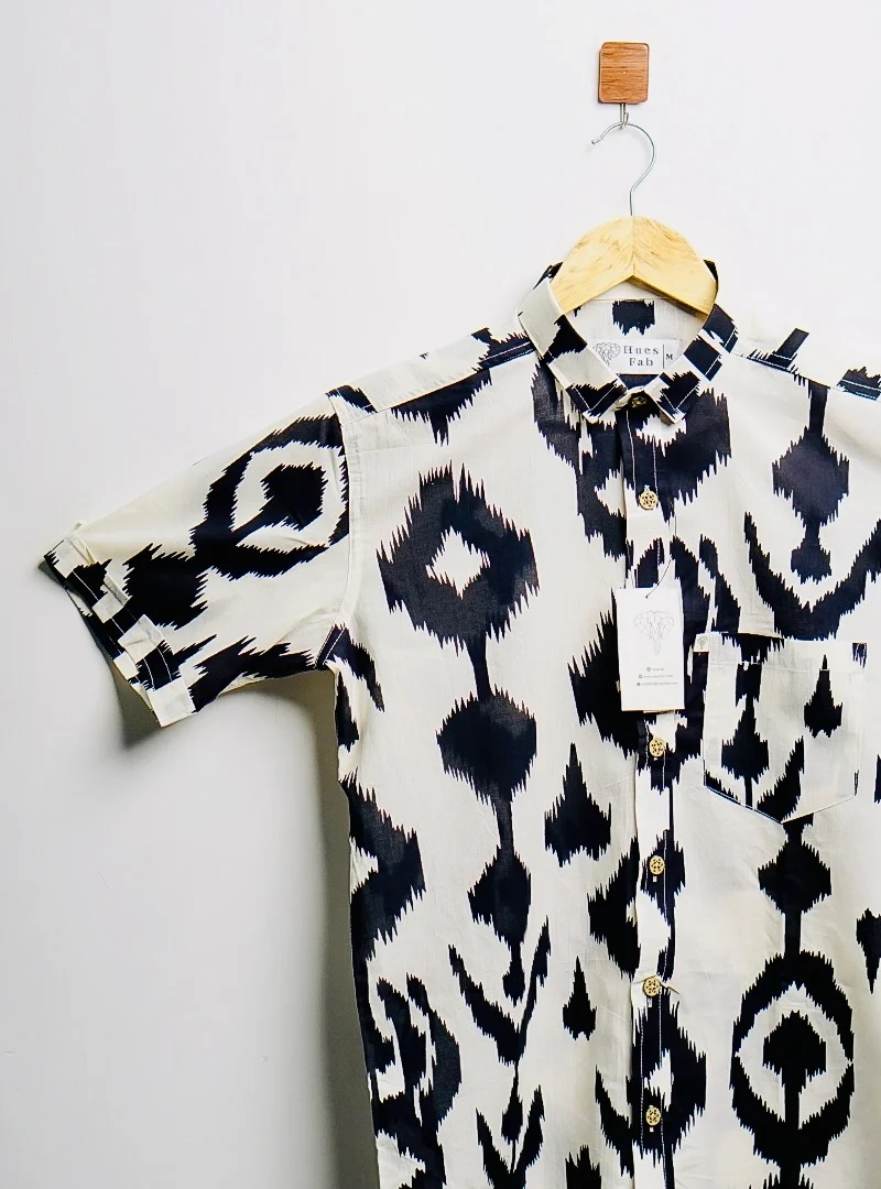 white black ikat half-sleeves shirt